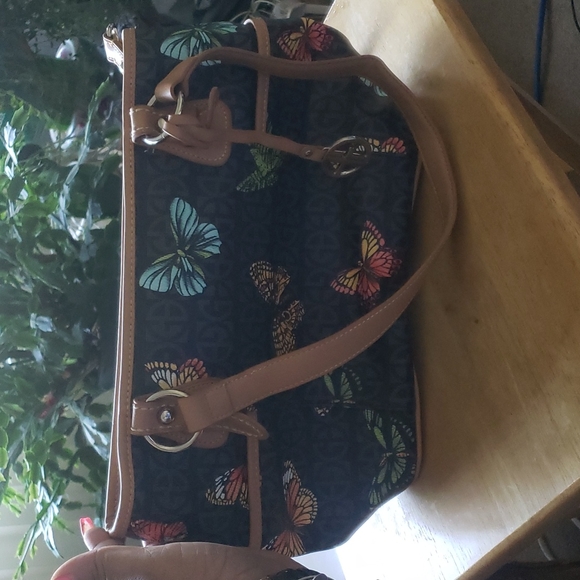 Gianna Handbags - Gianna Butterfly 🦋 Purse 👜